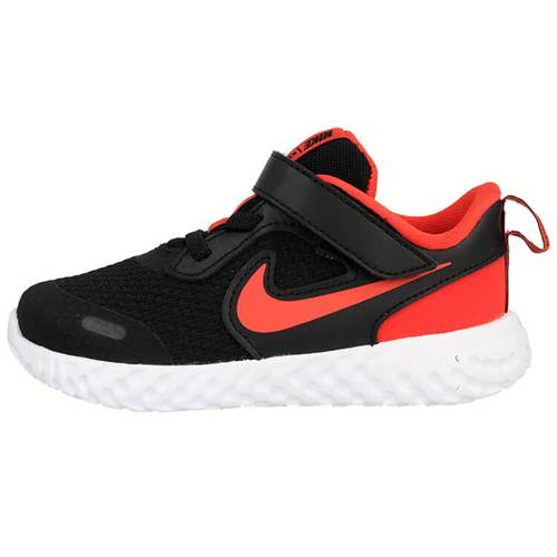 Nike Revolution 5 BQ5673017